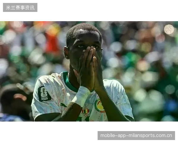 切尔西杰克逊单挑门将冷静一扣后轻松送进球：英超新星的爆发时刻