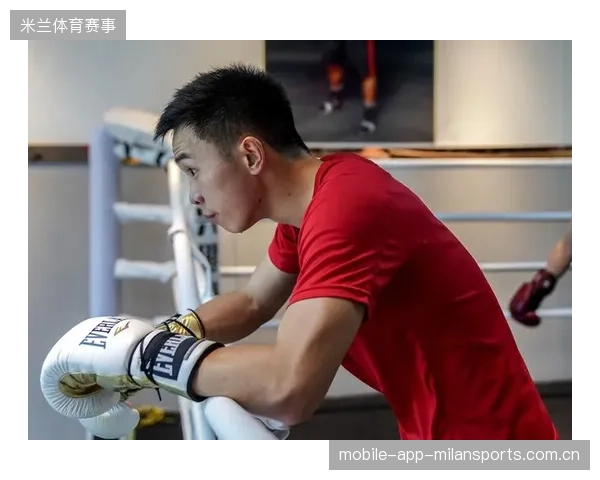 拳击选手通过间歇训练改善节奏稳定性，成为擂台王者